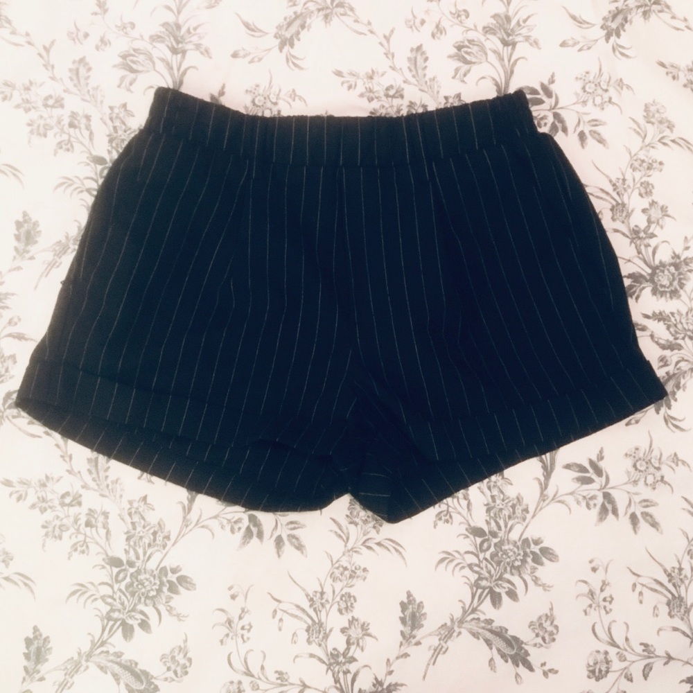 🌺2 for $30🌺 Black dress shorts
